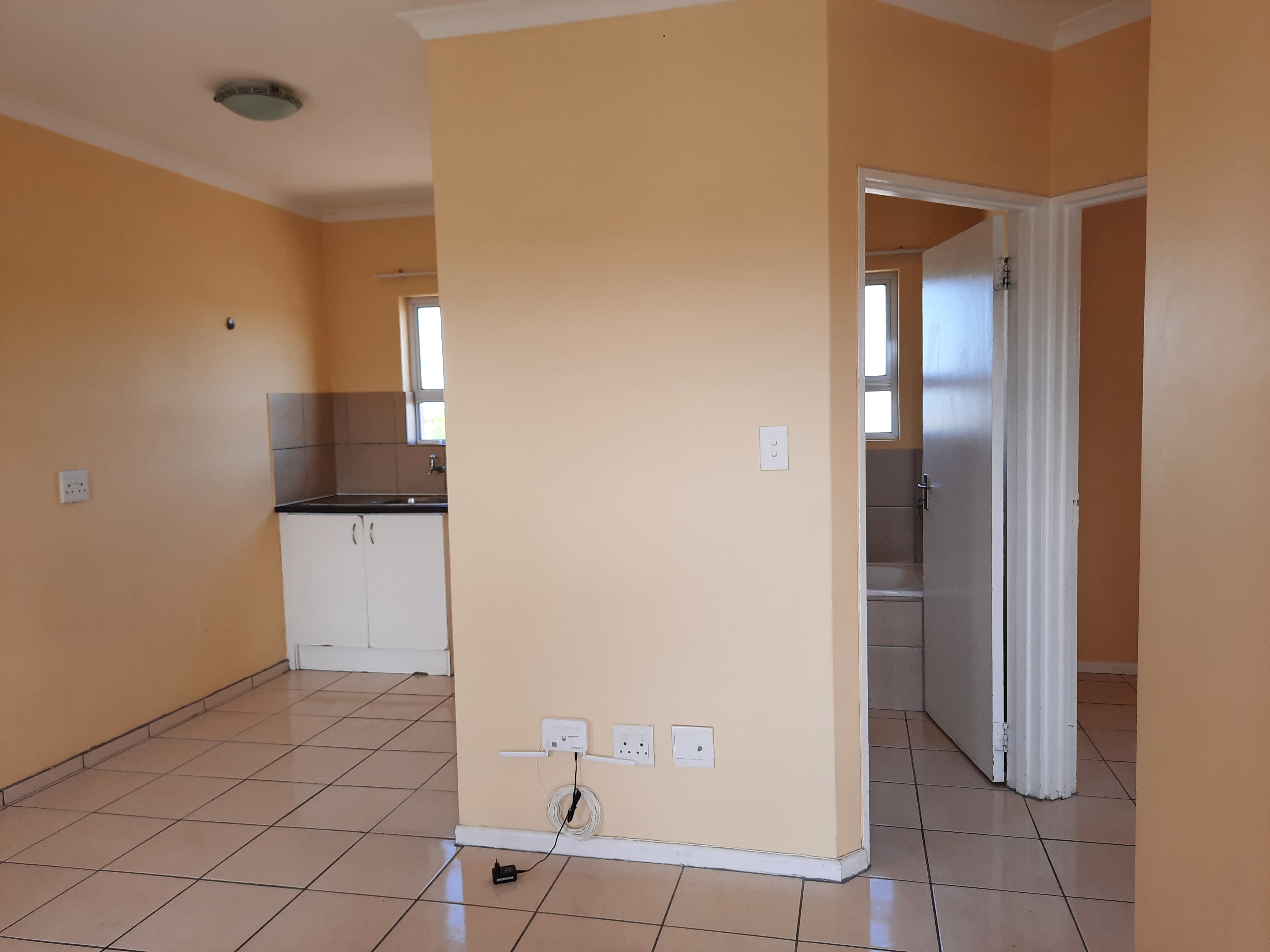 To Let 2 Bedroom Property for Rent in The Connifers Western Cape